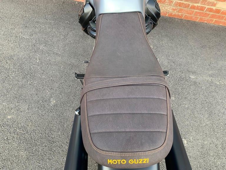 Moto Guzzi V7 CENTANARIO - ONE OWNER - 2 YEAR WARRANTY 