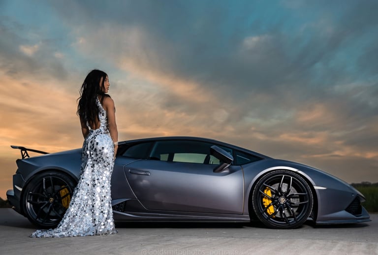 Casting Confident Individuals for Brand Modelling Project – December Dates