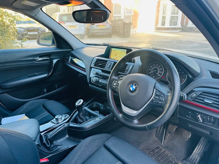2015 BMW 1 Series 118i [1.5] Sport 5dr HATCHBACK Petrol Manual