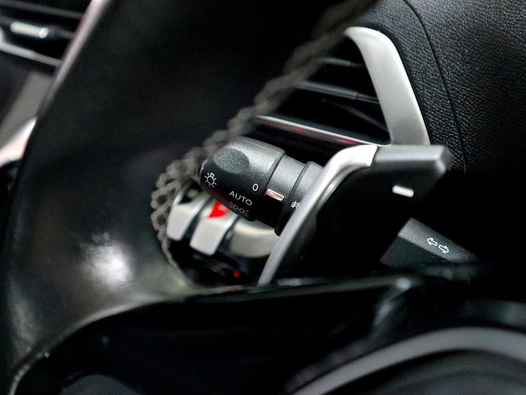 2020 Peugeot 5008 1.2 Allure Puretech 5DR MPV Petrol MPV Petrol Automatic