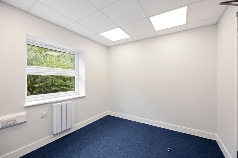 First-Floor Office to Rent in Henfield – £400 pcm (All-Inclusive)