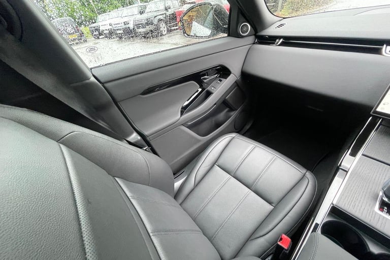 2025 Land Rover Range Rover Evoque 1.5 P270e Dynamic SE 5dr Auto ESTATE PETROL/ELECTRIC Automatic