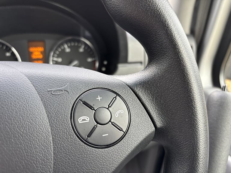 MERCEDES-BENZ SPRINTER DRIVER TRANSFER WAV WHEELCHAIR ACCESSIBLE VEHICLE 2.1