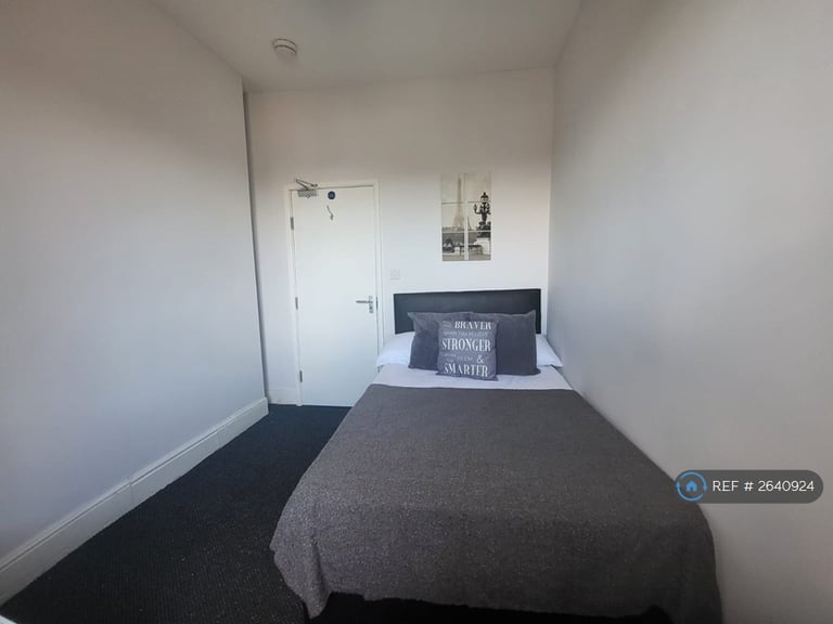 1 bedroom in Doncaster Road, Barnsley, S70 (#2640924)