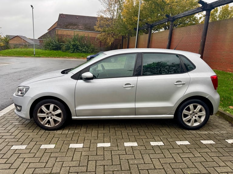 Volkswagen, POLO, Hatchback, 2012, Manual, 1198 (cc), 5 doors