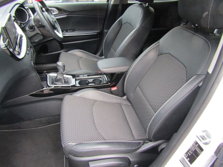 2021 21 KIA XCEED 1.0 T-GDI 3 SUV 5DR PETROL MANUAL EURO 6 (S/S) (118 BHP)