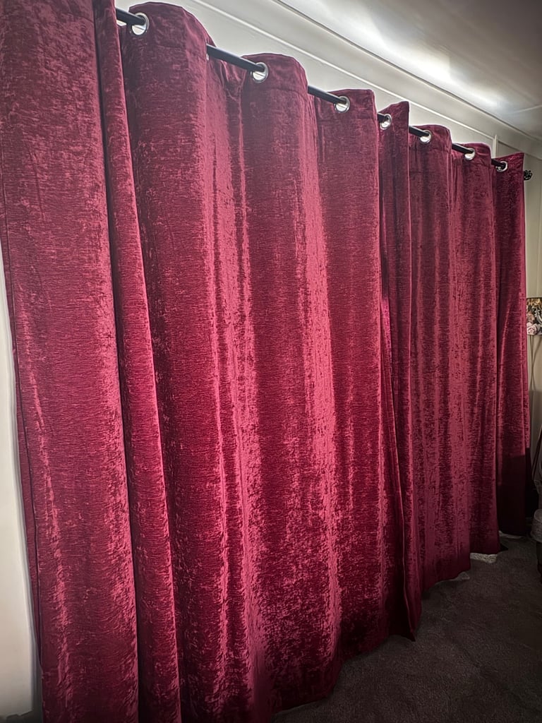 Habitat Eyelet Curtains, cushion cover and blanket
