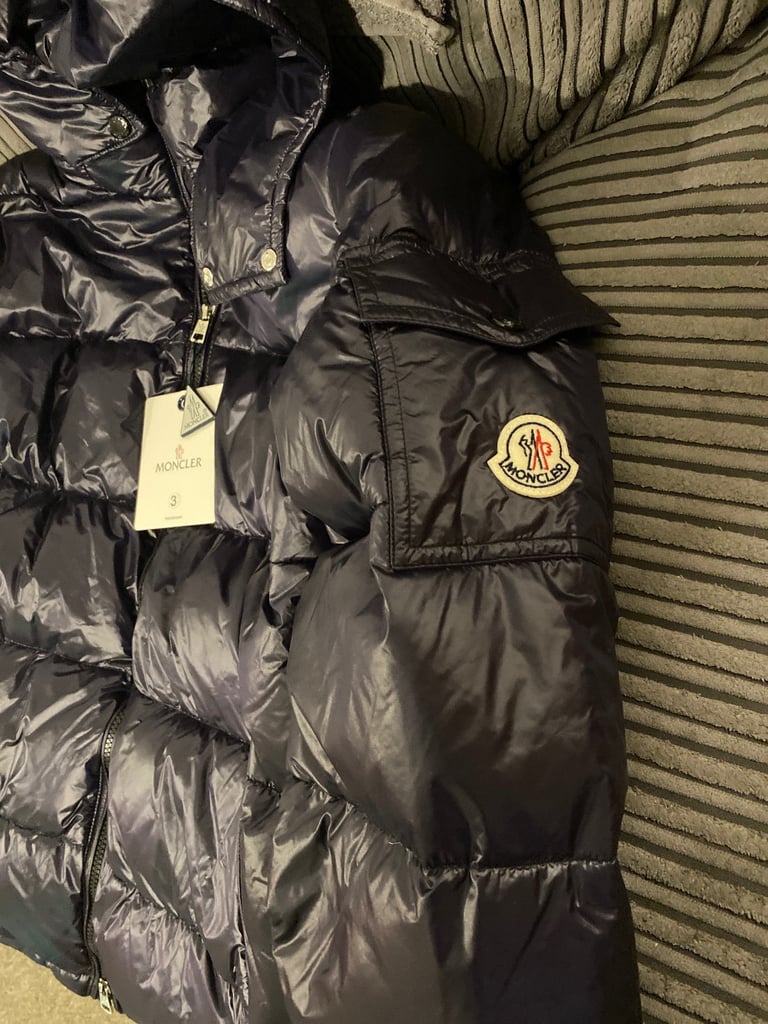 Moncler Jacket Men’s Women’s Size 3 