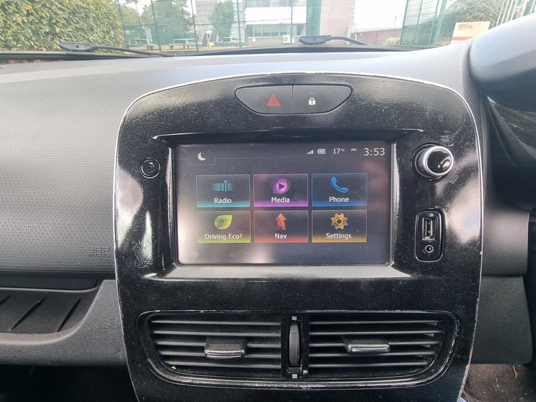 Renault, CLIO, Hatchback, 2017, Manual, 1149 (cc), 5 doors