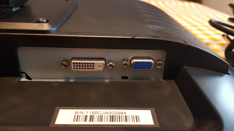 LaCie 119 Computer Monitor