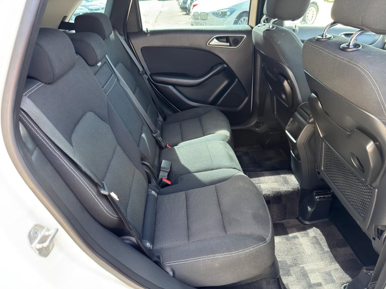 2012 Mercedes-Benz B-Class 1.6 B180 BLUEFFICIENCY MPV Petrol Automatic