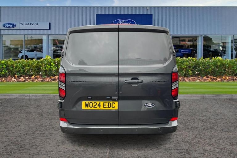 2024 Ford Transit Custom 2.0 EcoBlue 136ps H1 Van Limited PANEL VAN DIESEL Manual