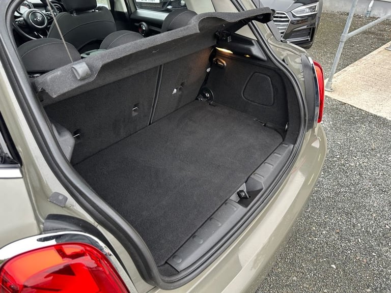 2018 MINI Hatch 1.5 Cooper Hatchback 5dr Petrol Manual Euro 6 (s/s) (136 ps) Hatchback Petrol Manual