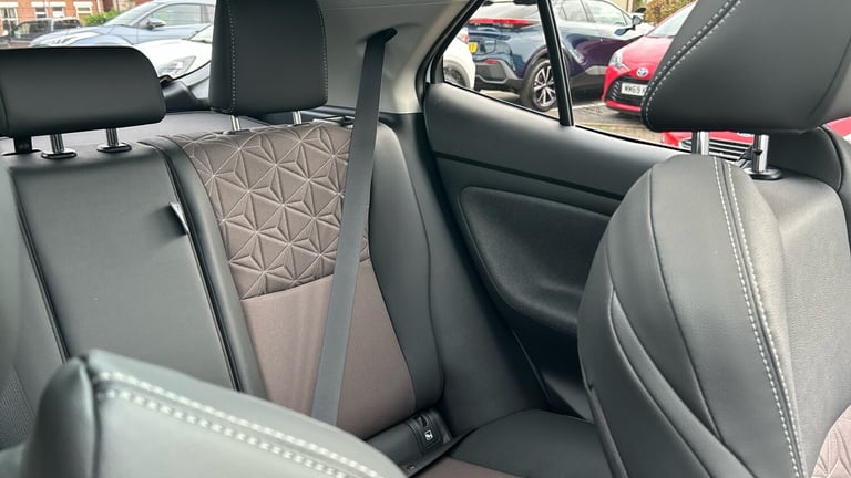 2022 Toyota Yaris Cross 1.5 Hybrid Excel 5dr CVT [Panoramic Roof] Hybrid Estate Estate Hybrid Aut...