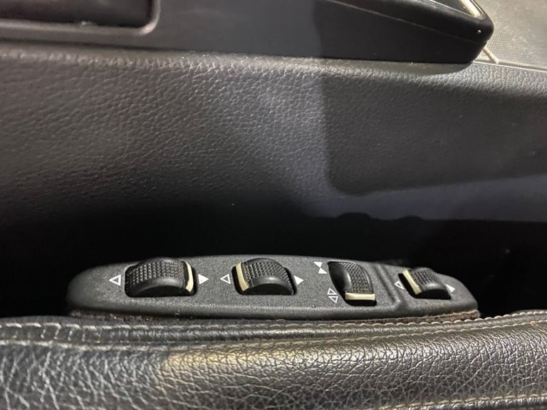 2013 Mercedes-Benz E-Class 2.1 E250 CDI AMG Sport Cabriolet 2dr Diesel G-Tronic+ Euro 5 (s/s) (20...