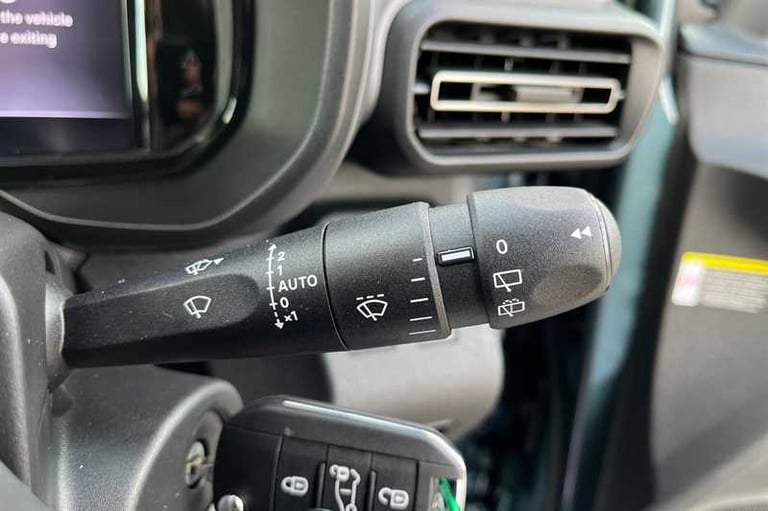 2024 Vauxhall Combo Life Electric 50kWh Ultimate MPV 5dr Electric Auto (7.4kW Charger) (136 ps) M...