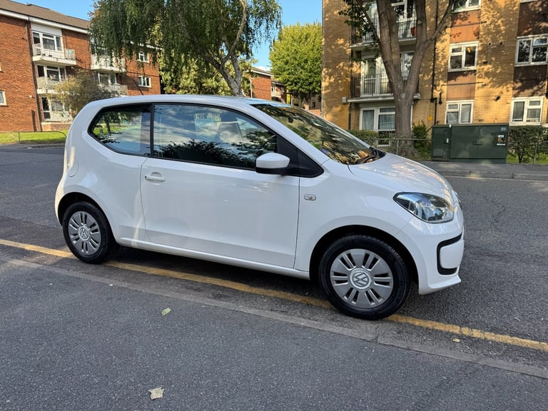 2014 Volkswagen up! 1.0 Move Up 3dr HATCHBACK Petrol Manual