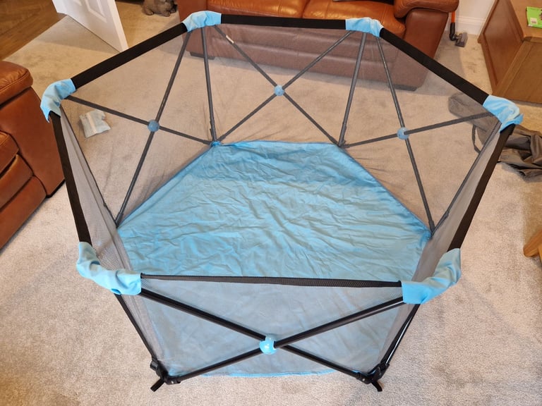 Baby / Toddler Play Pen