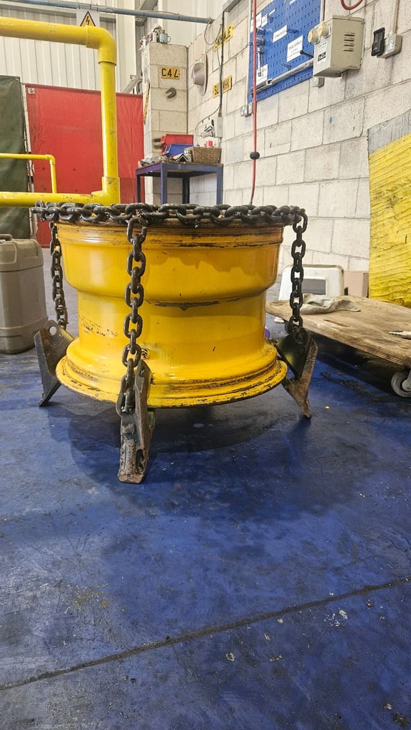 Outdoor fire pit 