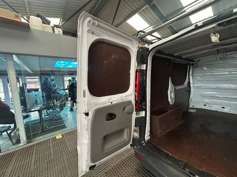 2013 Renault Trafic SL29 DCI Panel Van DIESEL Manual