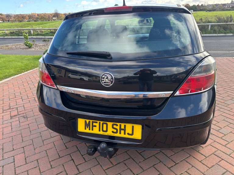 Vauxhall, ASTRA, Hatchback, 2010, Manual, 1598 (cc), 5 doors