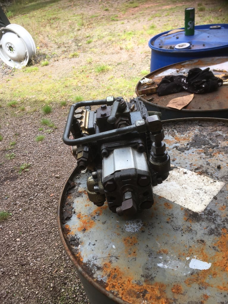 Hydraulic driven pressure washer pump and hose. Real