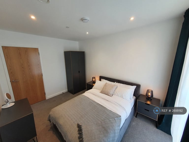 2 bedroom flat in Windmill Street, Birmingham, B1 (2 bed) (#2618192)