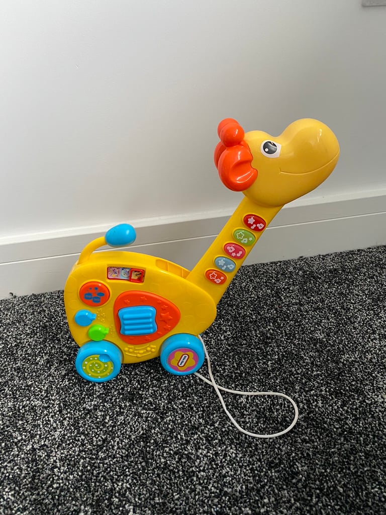 Little tikes 2024 musical giraffe