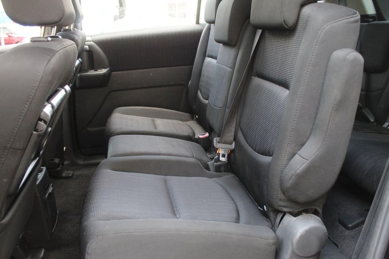 2010 Mazda Mazda5 2.0D Takara 5dr MPV Diesel Manual