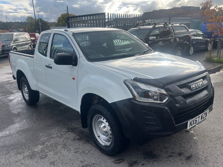 image for 2017 Isuzu D-Max 1.9 TD Utility Pickup Extended Cab 2dr Diesel Manual 4WD Euro 6 (164 ps) PICK UP...