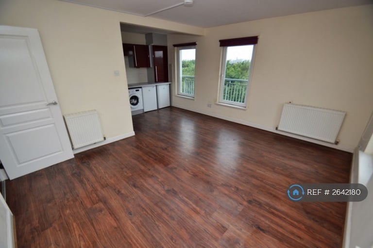 2 bedroom flat in St. Andrews Close, Glasgow, G41 (2 bed) (#2642180)
