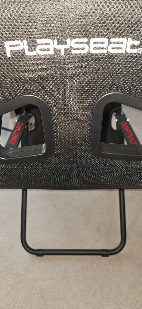 Complete PS5/PS4 driving simulator. 