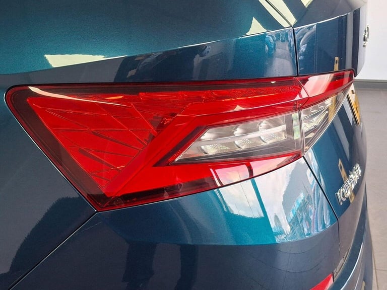 SKODA KODIAQ 2.0 TDI Laurin &amp; Klement DSG 4WD Euro 6 (s/s) 5dr (7 Seat) 2021