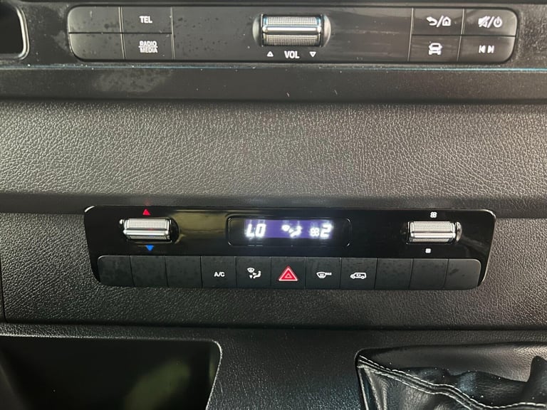2024 Mercedes-Benz Sprinter 2.0 315 CDI Premium FWD L2 H2 Euro 6 (s/s) 5dr Panel Van Diesel Manual