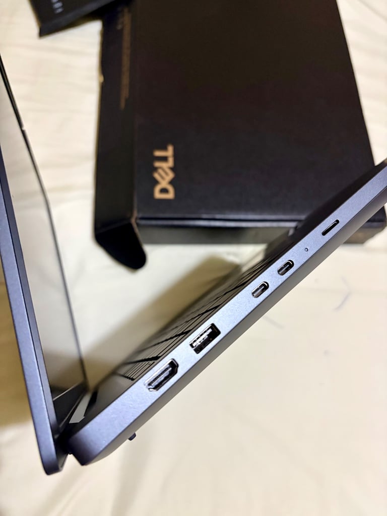 Dell pro max 16- Ultra i9 - 64 GB DDR5 Ram 