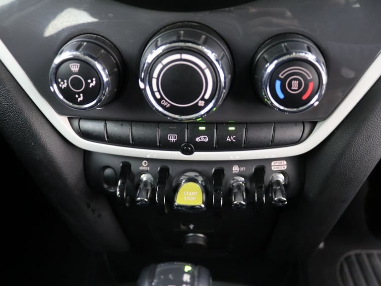 2019 MINI Countryman 1.5 7.6kWh GPF Cooper SE SUV 5dr Petrol Plug-in Hybrid Auto ALL4 Euro 6 (s/ ...