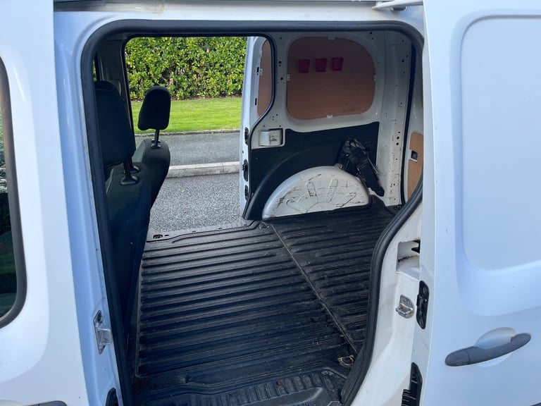 Mercedes-Benz Citan 1.5 Diesel Van 109 Twin Doors LWB - FULL MOT!