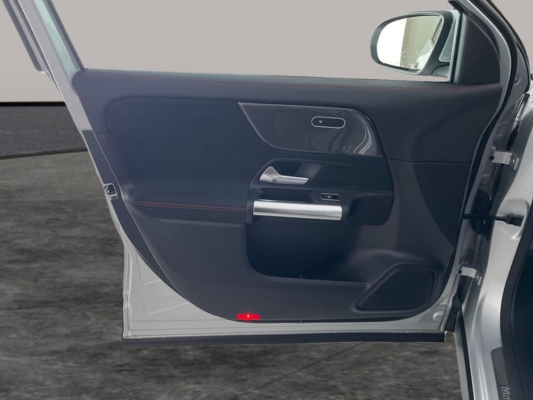 2022 Mercedes-Benz GLA GLA 200 AMG Line Executive 5dr Auto HATCHBACK PETROL Automatic