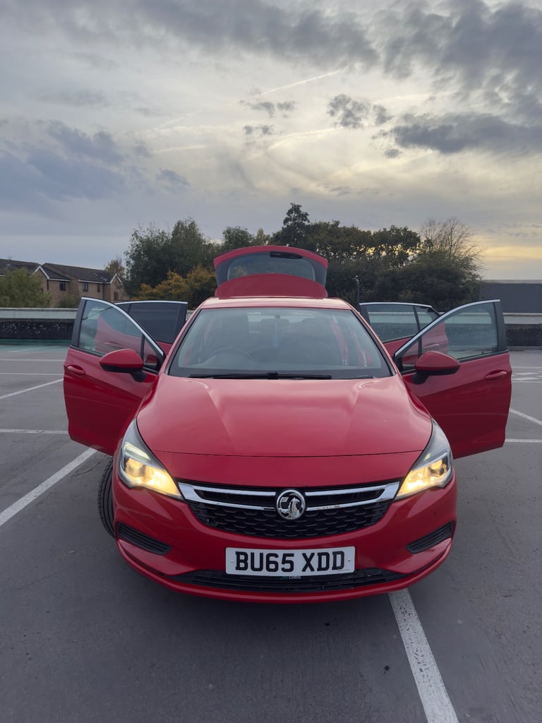 Vauxhall, ASTRA, Hatchback, 2016, Manual, 1399 (cc), 5 doors