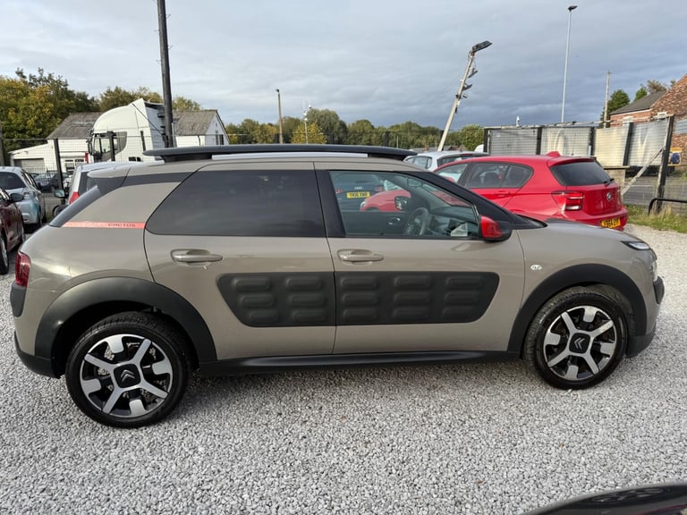 2015 Citroen C4 Cactus 1.6 BlueHDi Flair Hatchback 5dr Diesel Manual Euro 6 (s/s) (100 ps) HATCHB...