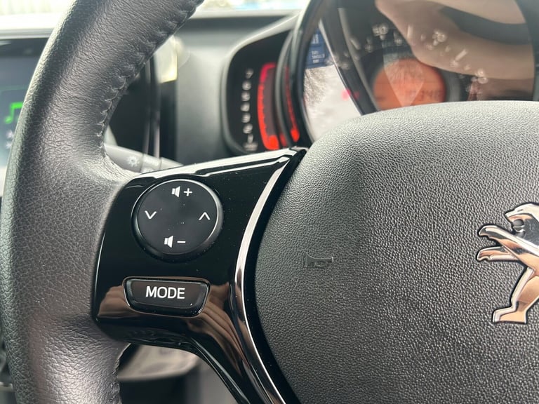 2021 Peugeot 108 1.0 72 Allure 5dr HATCHBACK PETROL Manual