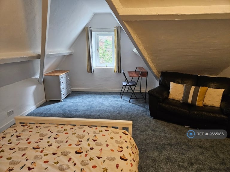 1 bedroom in Market Street, Torquay, TQ1 (#2665186)