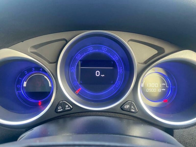 2015 DS Automobiles DS 4 BLUEHDI PRESTIGE S/S HATCHBACK Diesel Manual