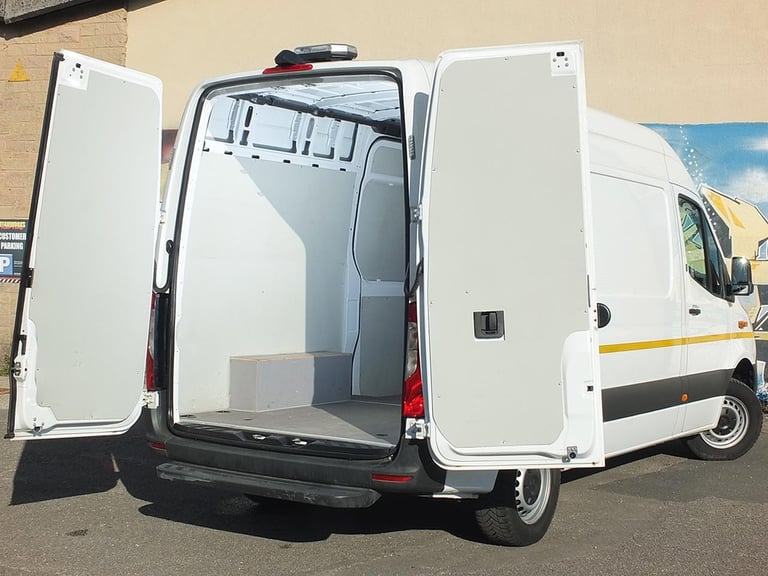 2021 Mercedes-Benz Sprinter 316 CDI 'Progressive' 160PS Euro 6, L2 H2 RWD 