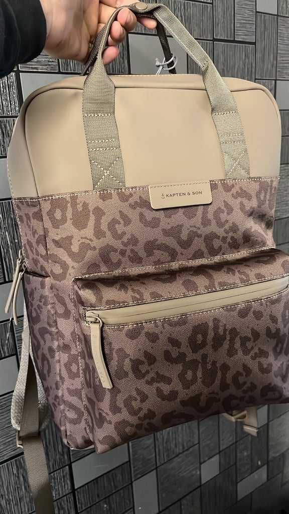 image for Kapten and son travel bag