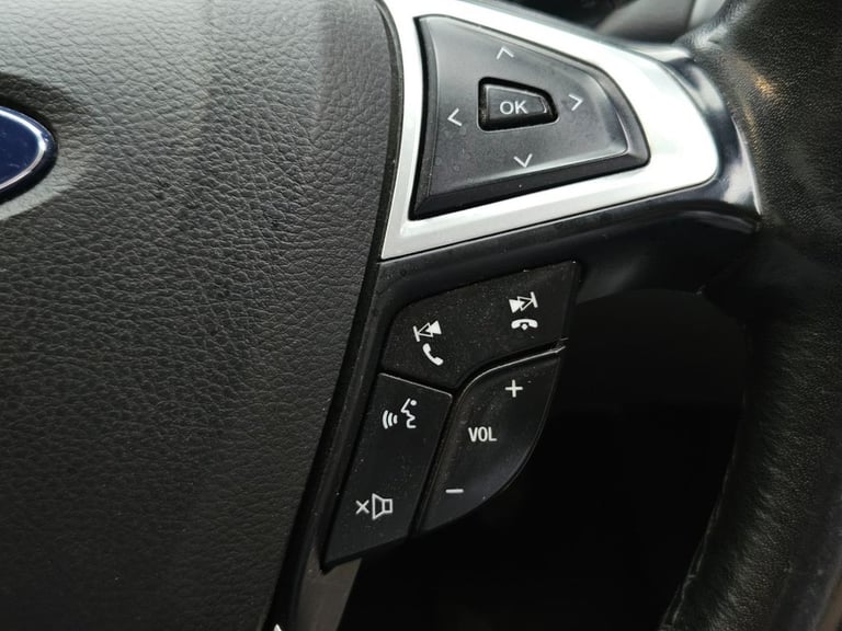2015 Ford Mondeo 2.0 TDCi Titanium 5dr HATCHBACK DIESEL Manual