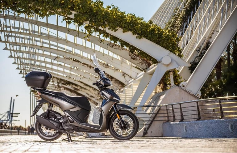 Voge SR16 2025  125cc Scooter