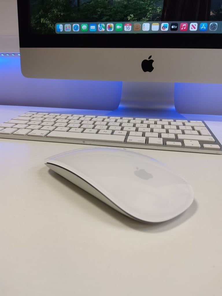 **APPLE IMAC 21.5" 4K - macOS SEQUOIA - 3.1 GHZ I5 - 1TB SSD - 8GB RAM - 2015**