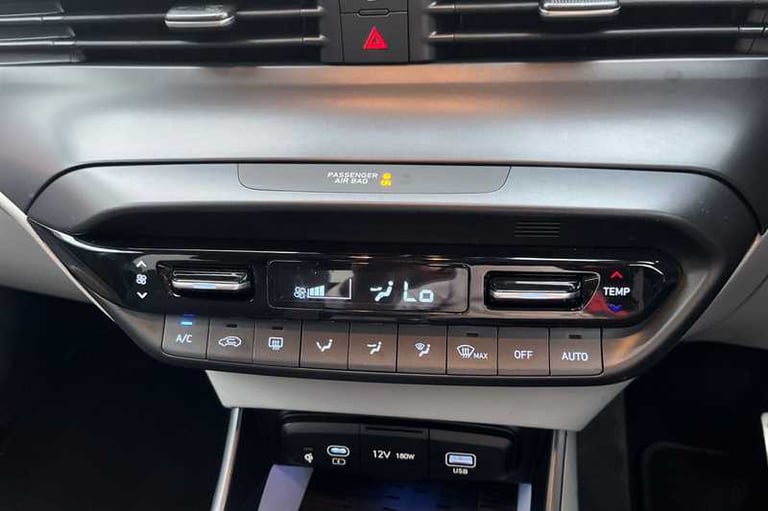 2024 Hyundai BAYON 1.0 T-GDi Ultimate SUV 5dr Petrol DCT Euro 6 (s/s) (100 ps) SUV Petrol Automatic