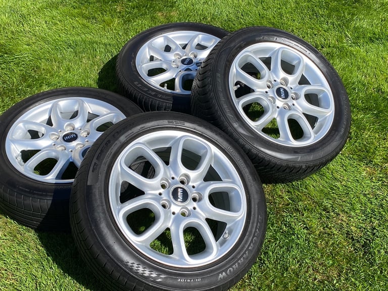 Mini wheels & tyres (5 stud)